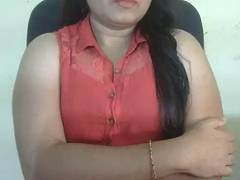 Snapshot of Aanya_Hazel chatting on 10/26/25, 07:47 Aanya Hazel online show from 10/26/25, 07:47