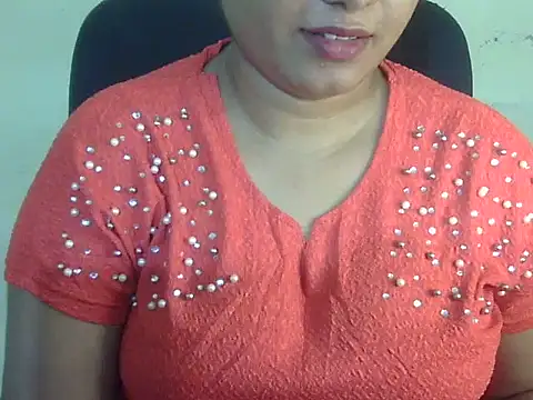 Snapshot of Aanya_Hazel chatting on 10/12/25, 07:15 Aanya Hazel online show from 10/12/25, 07:15
