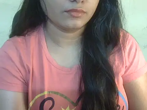 Snapshot of Aanya_Hazel chatting on 11/06/25, 12:36 Aanya Hazel online show from 11/06/25, 12:36