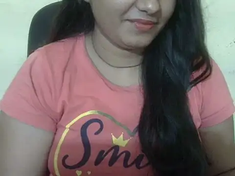 Snapshot of Aanya_Hazel chatting on 11/06/25, 08:46 Aanya Hazel online show from 11/06/25, 08:46