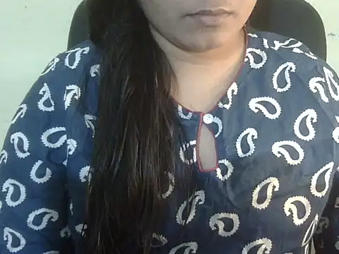 Snapshot of Aanya_Hazel chatting on 11/09/25, 09:30 Aanya Hazel online show from 11/09/25, 09:30