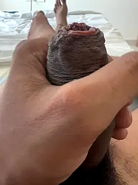 Snapshot of DiabloSinster69 chatting on 10/16/25, 08:22 DiabloSinster69 online show from 10/16/25, 08:22