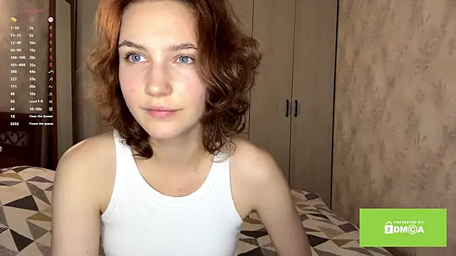 Snapshot of lady_linaa chatting on 10/19/25, 04:32 lady linaa online show from 10/19/25, 04:32