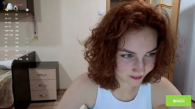 Snapshot of lady_linaa chatting on 09/24/25, 04:02 lady linaa online show from 09/24/25, 04:02