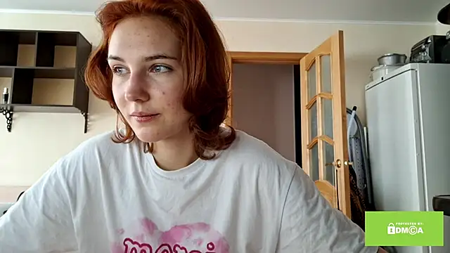 Snapshot of lady_linaa chatting on 09/15/25, 07:09 lady linaa online show from 09/15/25, 07:09