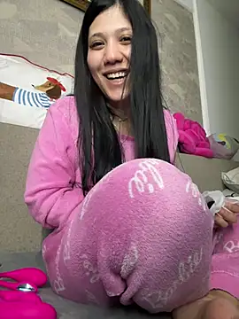 PrincessYYara online show from 04/10/26, 08:05