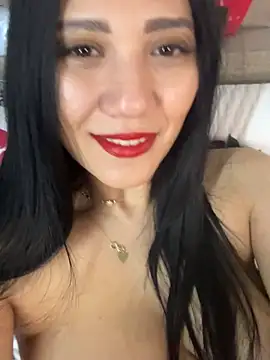 Snapshot of PrincessYYara chatting on 04/30/26, 12:23 PrincessYYara online show from 04/30/26, 12:23
