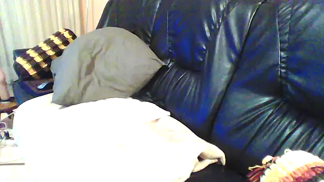 Snapshot of SvenjaSissy chatting on 10/21/25, 04:34 SvenjaSissy online show from 10/21/25, 04:34