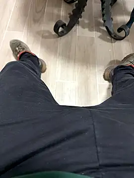 Snapshot of camboys_poyraz chatting on 01/13/26, 02:21 camboys poyraz online show from 01/13/26, 02:21