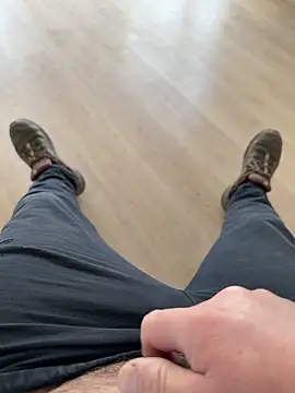 Snapshot of camboys_poyraz chatting on 02/15/26, 11:09 camboys poyraz online show from 02/15/26, 11:09