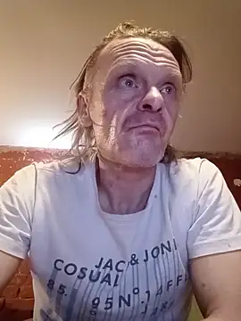 Kuba Gd online show from 11/08/25, 02:59