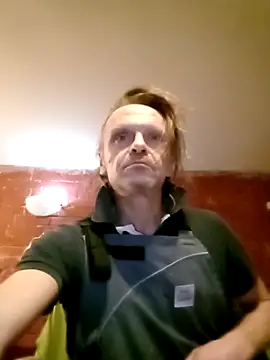 Kuba Gd online show from 11/12/25, 03:21