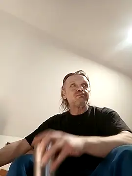 Kuba Gd online show from 03/04/26, 07:54