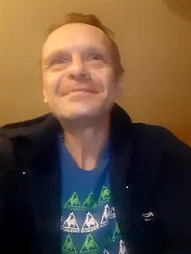 Snapshot of Kuba_Gd chatting on 02/19/25, 04:55 Kuba Gd online show from 02/19/25, 04:55