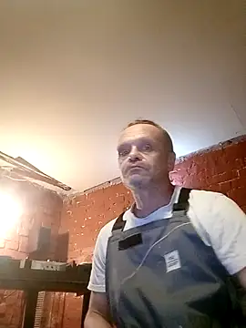 Kuba Gd online show from 11/17/25, 06:45