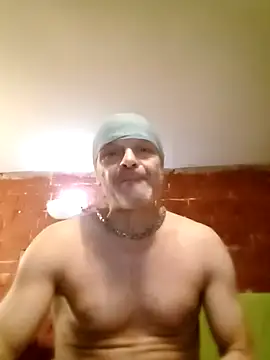 Kuba Gd online show from 11/15/25, 12:14