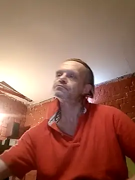 Kuba Gd online show from 10/26/25, 02:12