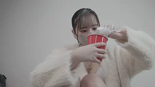 CocoaMilk18 online show from 12/04/25, 12:48