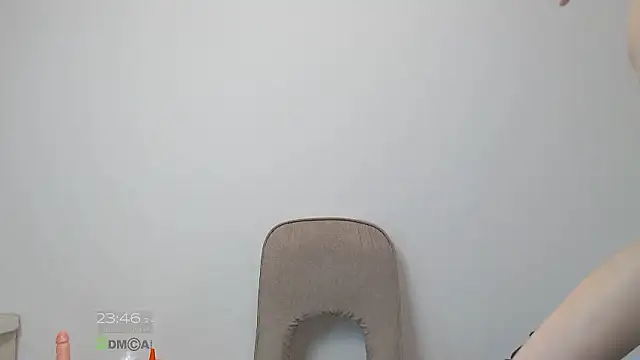 Snapshot of CocoaMilk18 chatting on 07/19/26, 02:47 CocoaMilk18 online show from 07/19/26, 02:47