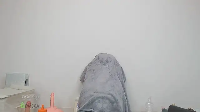 CocoaMilk18 online show from 06/02/26, 03:45