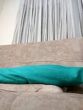 Marian Zeller online show from 12/16/25, 09:13