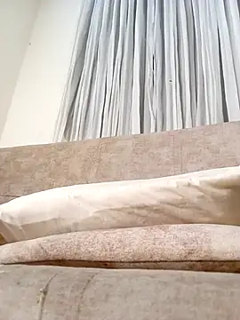 Marian Zeller online show from 11/26/25, 09:20