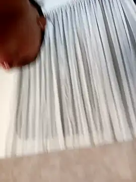 Marian Zeller online show from 11/21/25, 09:08