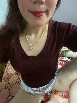 Pyy07 online show from 11/10/25, 12:32