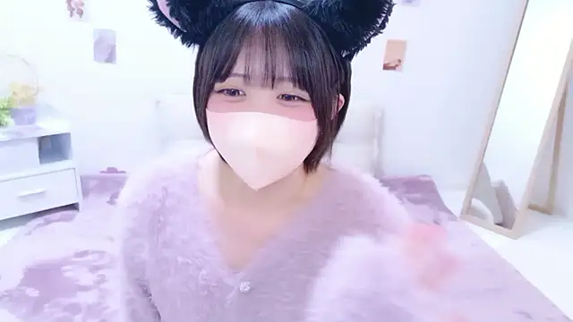 Hinata Sun online show from 05/28/26, 08:15
