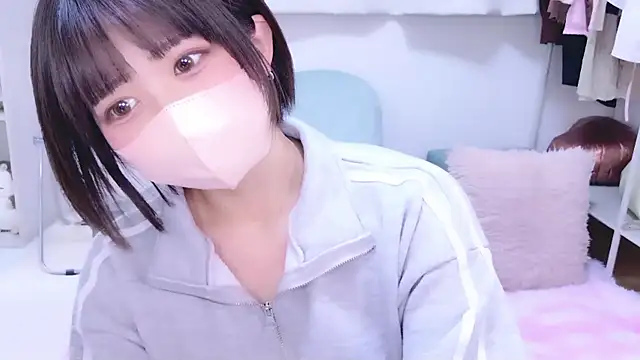 Hinata Sun online show from 02/24/26, 09:48