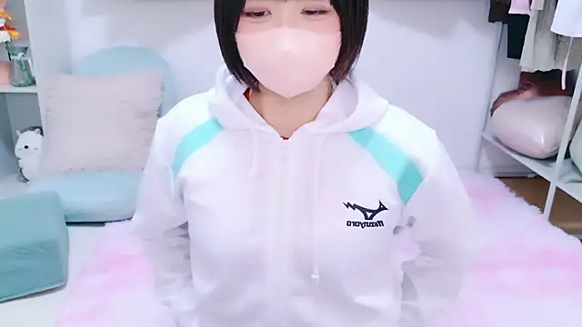 Hinata Sun online show from 02/21/26, 01:35