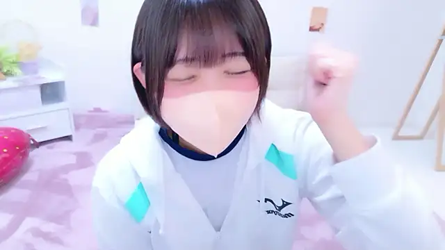 Hinata Sun online show from 05/23/26, 11:09