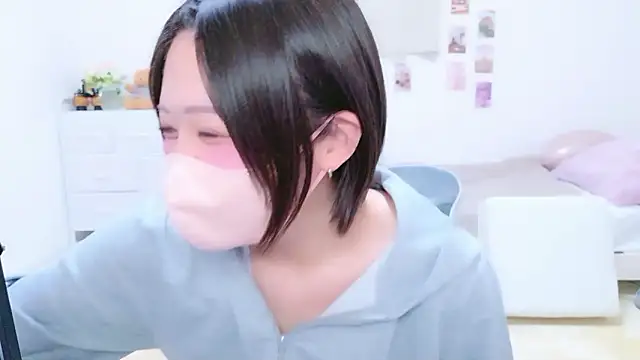 Hinata Sun online show from 03/26/26, 09:24