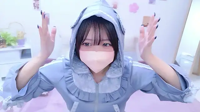 Snapshot of Hinata_Sun chatting on 06/17/26, 12:48 Hinata Sun online show from 06/17/26, 12:48