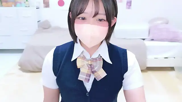 Snapshot of Hinata_Sun chatting on 06/26/26, 12:00 Hinata Sun online show from 06/26/26, 12:00