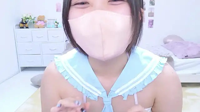 Hinata Sun online show from 03/11/26, 05:51