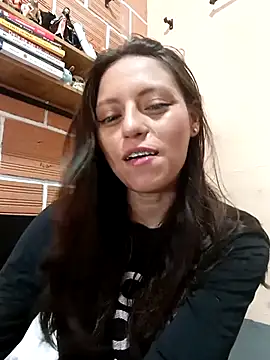 Lahila  online show from 03/15/26, 06:48