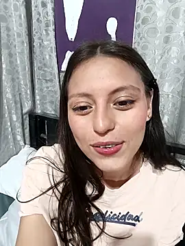 Lahila  online show from 04/05/26, 09:32