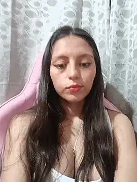 Snapshot of Lahila_ chatting on 06/26/26, 03:40 Lahila online show from 06/26/26, 03:40