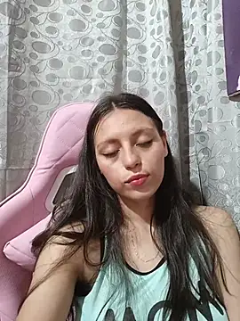 Snapshot of Lahila_ chatting on 07/09/26, 04:28 Lahila online show from 07/09/26, 04:28