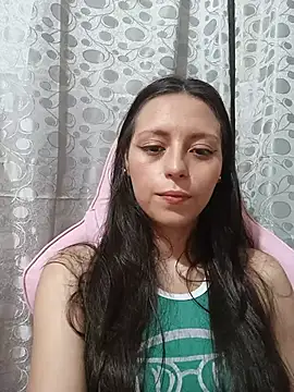Snapshot of Lahila_ chatting on 06/14/26, 03:13 Lahila online show from 06/14/26, 03:13