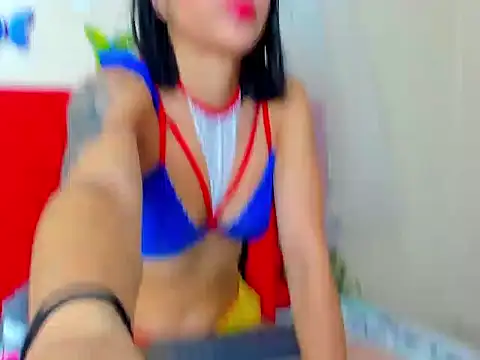 camila collins7 online show from 10/04/25, 12:17