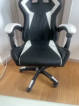 bananasex204 online show from 03/29/26, 07:54