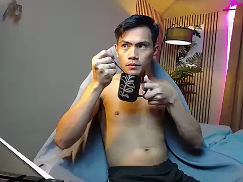 Snapshot of alex_cummer chatting on 09/12/25, 01:33 alex cummer online show from 09/12/25, 01:33