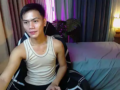 Snapshot of alex_cummer chatting on 11/30/25, 05:14 alex cummer online show from 11/30/25, 05:14