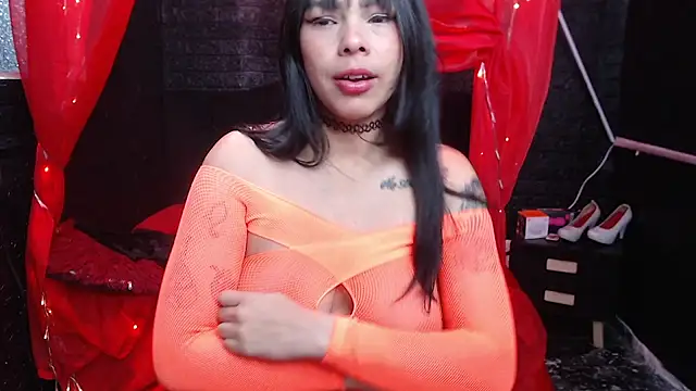 Snapshot of brenda_smile33 chatting on 01/19/26, 01:37 brenda smile33 online show from 01/19/26, 01:37