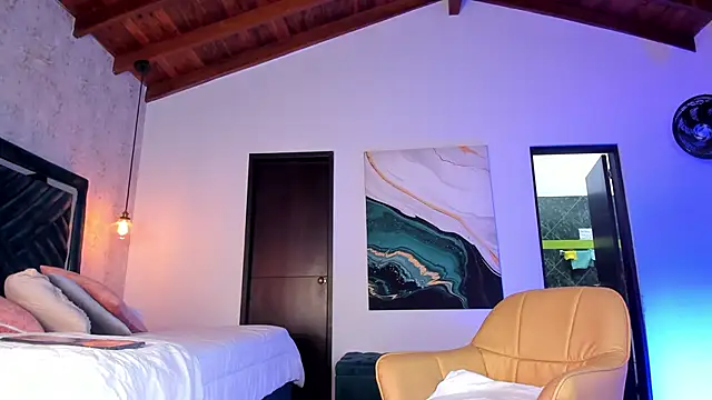 Sofi Moreno online show from 09/24/25, 11:50