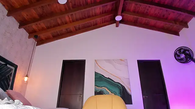 Sofi Moreno online show from 10/01/25, 11:58