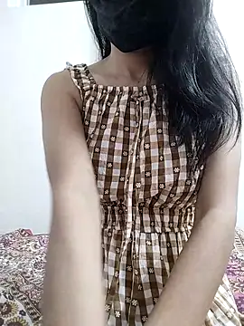 Snapshot of Shreya-babe chatting on 09/16/25, 12:17 Shreya-babe online show from 09/16/25, 12:17