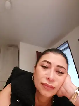 mia mancinii online show from 02/18/26, 05:53